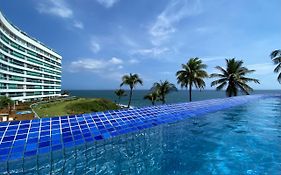 Luxuoso Apartamento Vista Mar - Barra Ondina
